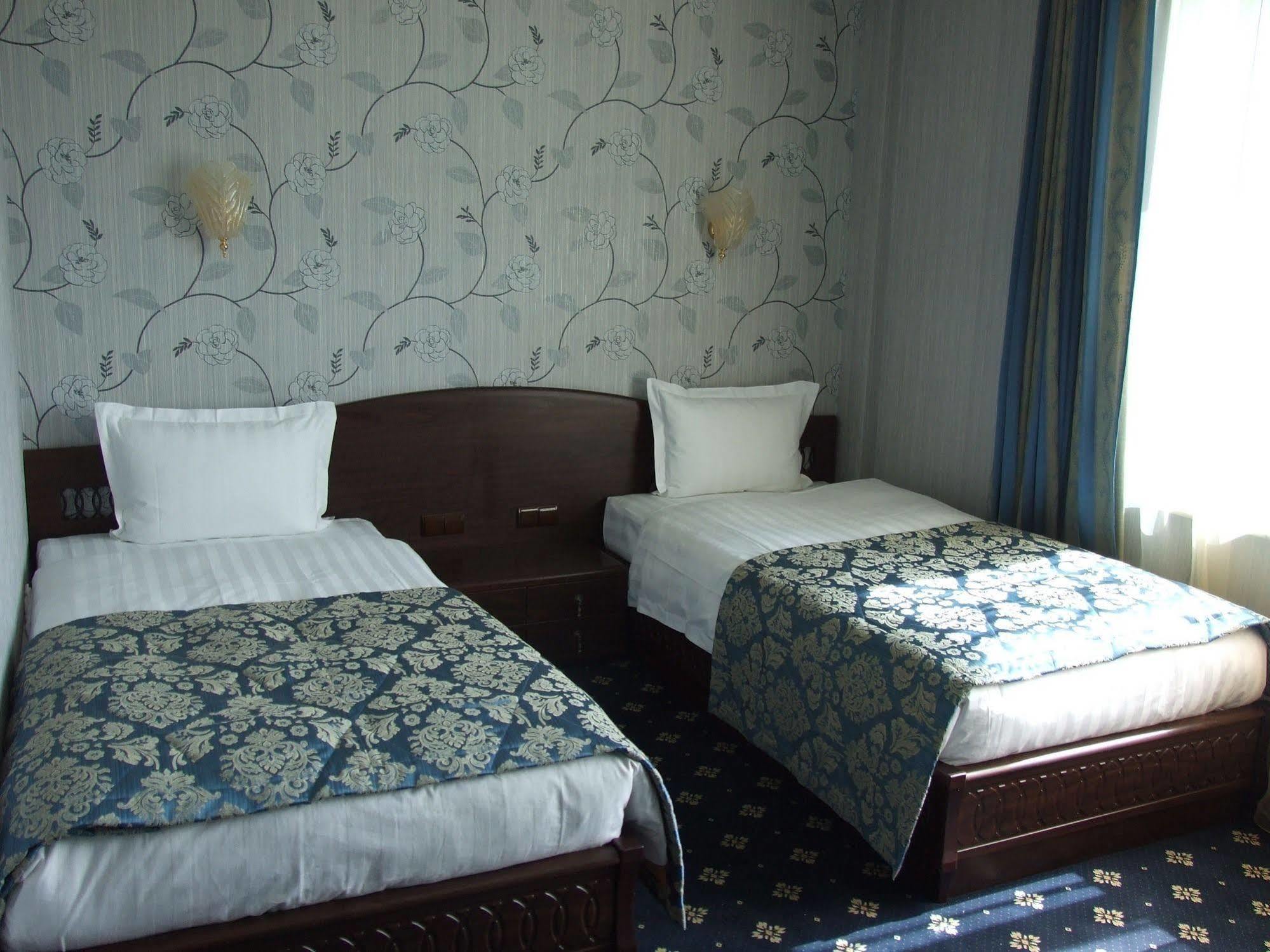 Royal Palace Hotel Almaty Værelse billede